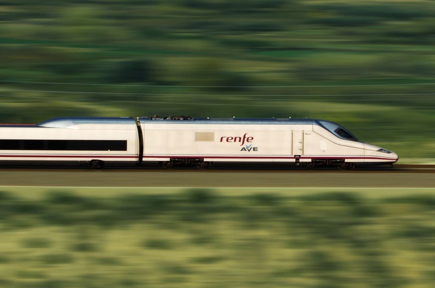 Renfe begins tests to operate its AVE services in France